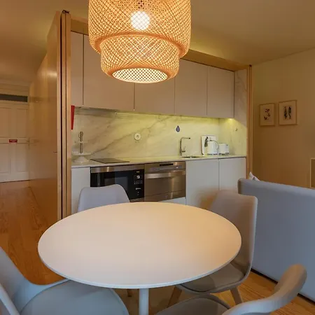 Orm - Almada Balcony Apartmán Porto