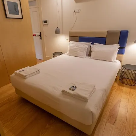 Orm - Almada Balcony Apartment *