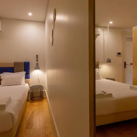 Orm - Almada Balcony