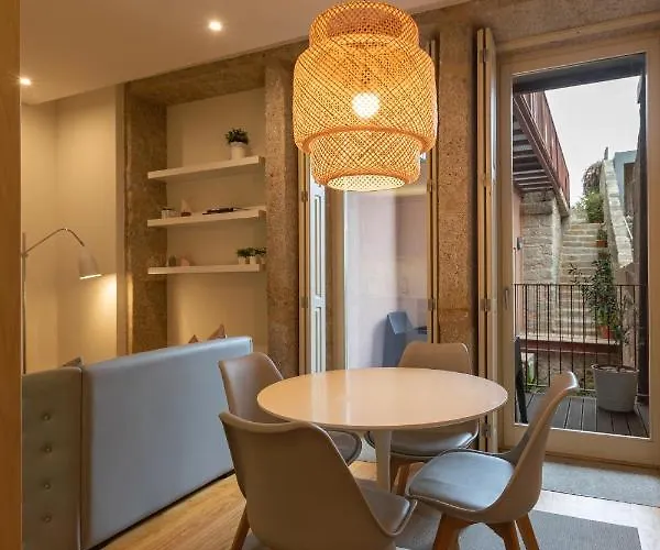 Orm - Almada Balcony *