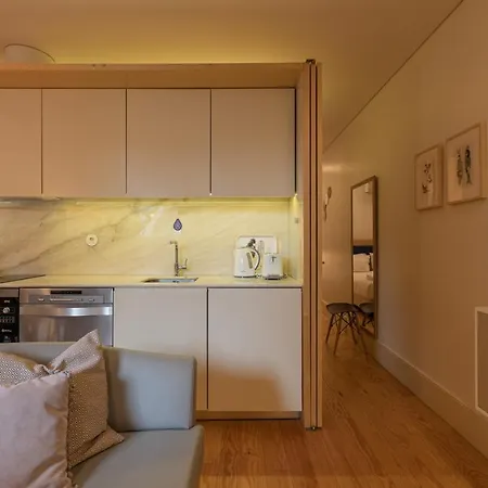 Orm - Almada Balcony