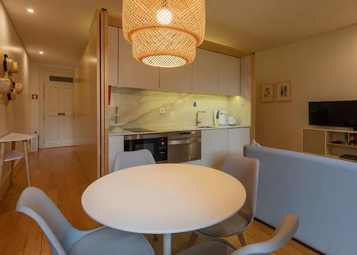 Orm - Almada Balcony Apartmán Porto